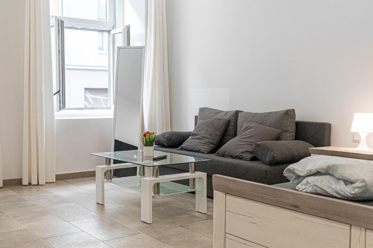 Homelike 2Br Apt Near U1 Reumannplatz - 9 Min To Center Viena Exterior foto