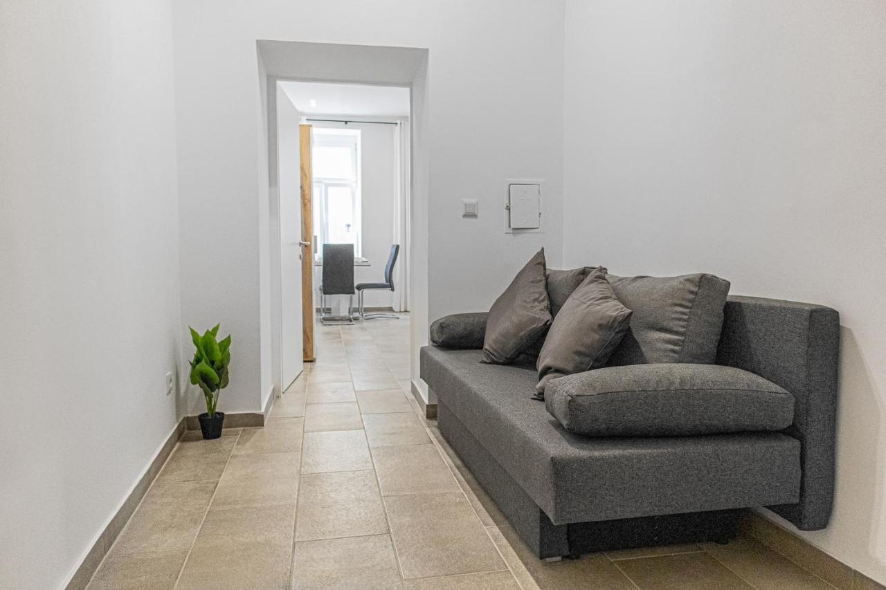 Homelike 2Br Apt Near U1 Reumannplatz - 9 Min To Center Viena Exterior foto